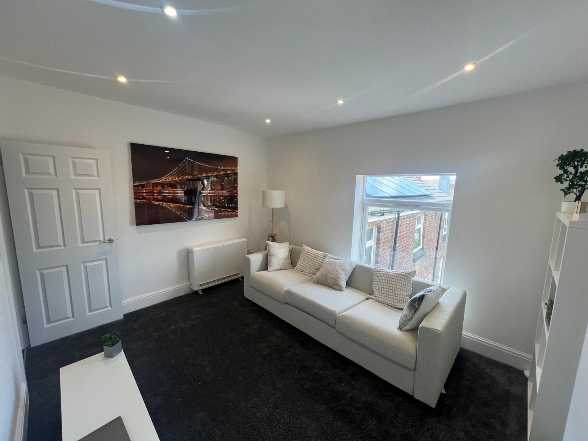 Beach House In Liverpool Waterloo Экстерьер фото