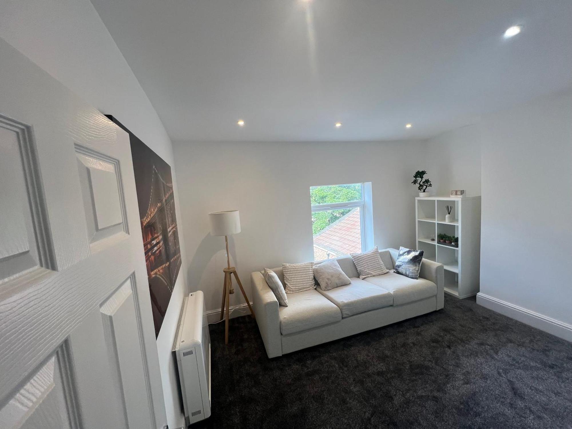 Beach House In Liverpool Waterloo Экстерьер фото